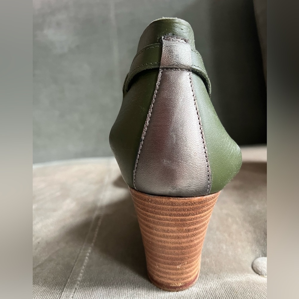 Zadig & Voltaire heeled wedge studded sandals for all seasons - edgy, cool, sexy - Picture 3 of 6